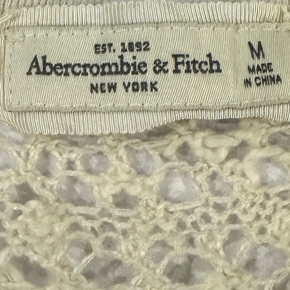 Abercrombie & Fitch Cream Open Knit Crochet Back Sweatshirt Sweater - Picture 3 of 5
